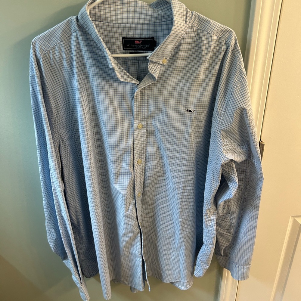 Vinyard vines XXL performance button up